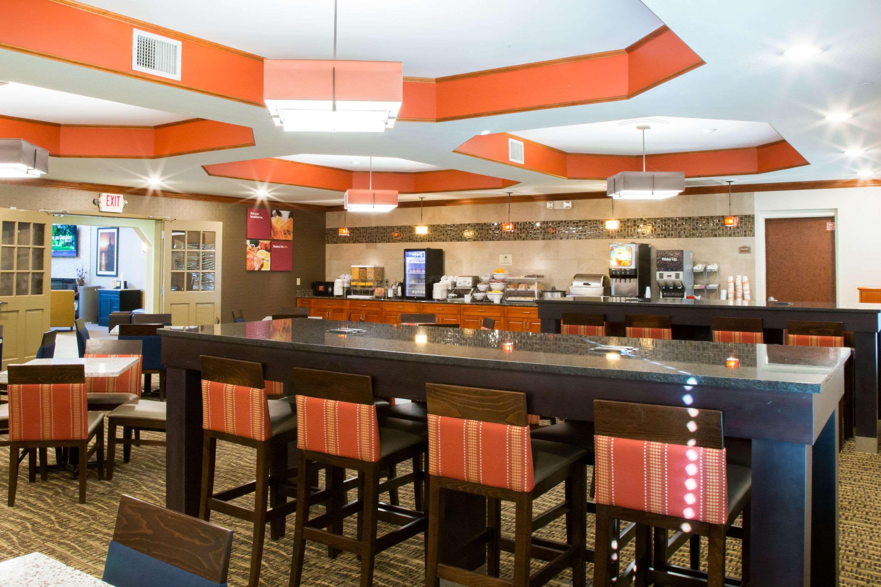 Comfort Suites Grand Rapids South Kentwood Exterior photo