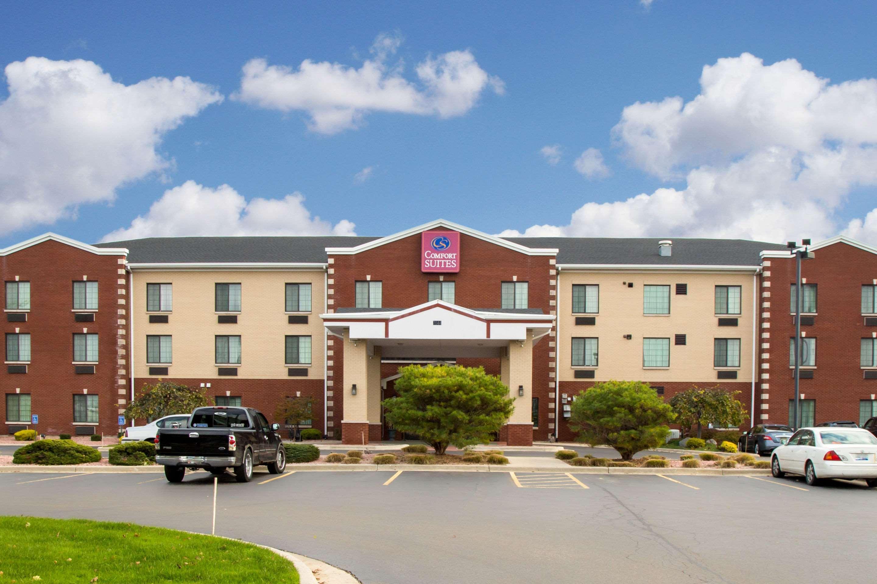 Comfort Suites Grand Rapids South Kentwood Exterior photo